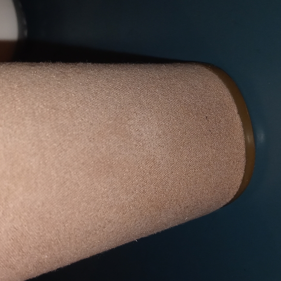 Chinese Laundry Nude Suede Stacked Platform Heels 8.5 New - Picture 6 of 6